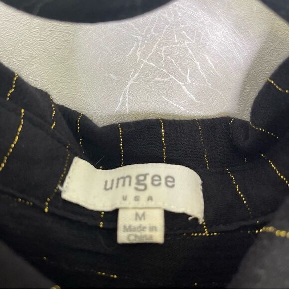 Umgee Black and Gold Ruffled Metallic Long Sleeve Top M - Picture 2 of 4